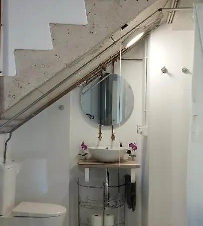 Corredera Travel 4 *