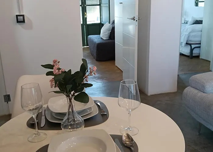 Appartement Corredera Travel 4 *